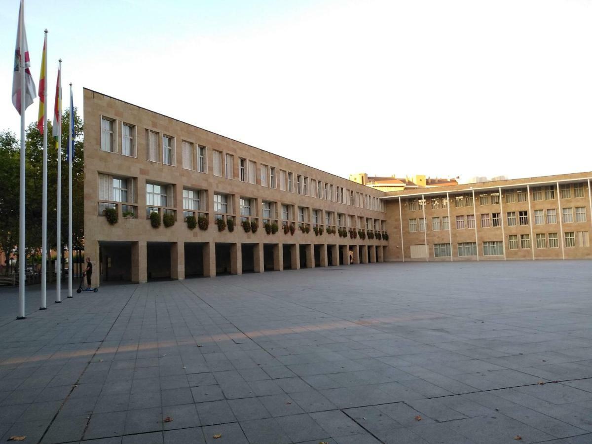 Apartamento Pleno Centro Junto Ayuntamiento Logrono Bagian luar foto